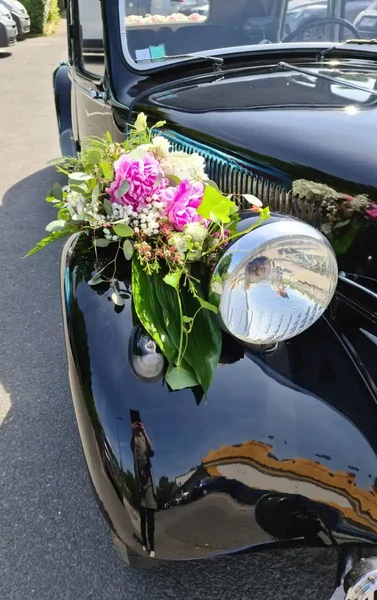 Aile de voiture